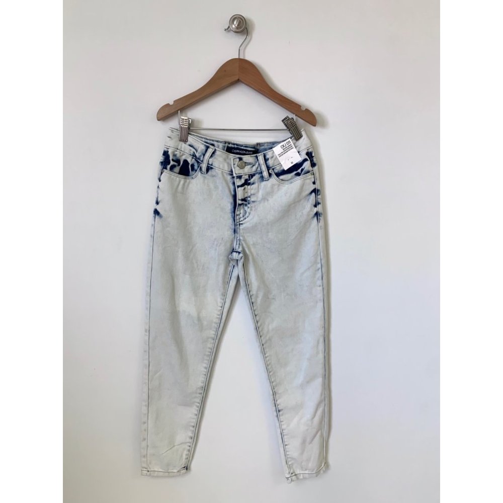 Calvin Klein Jeans Mid-Rise Skinny Jeans NEW WITH TAGS